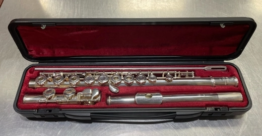 Yamaha YFL385 Intermediate Flute